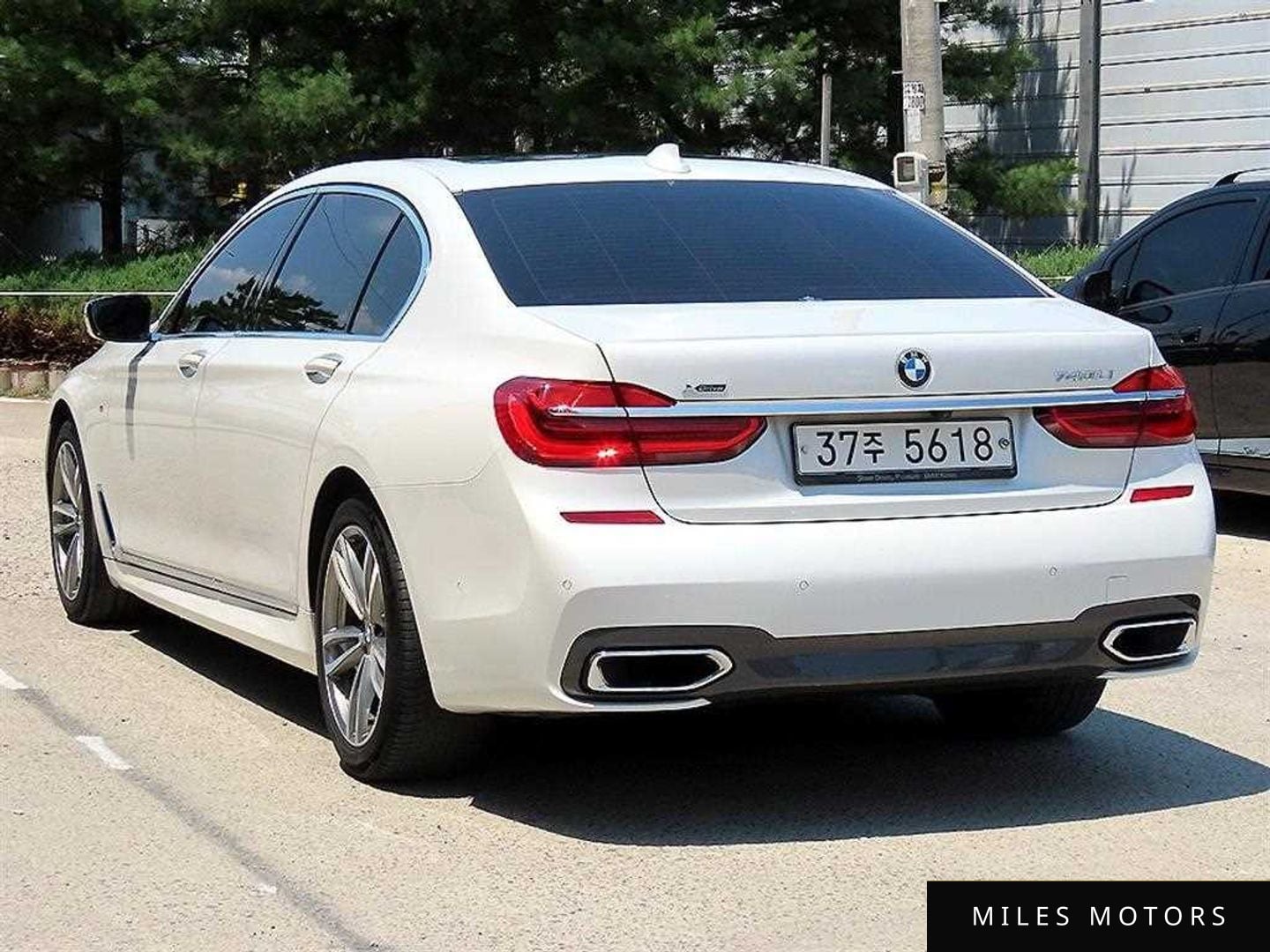 BMW 7 Series (G11) 2018 — миниатюра 3
