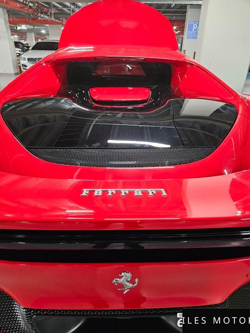 Ferrari 296 GTB 2024 — миниатюра 9