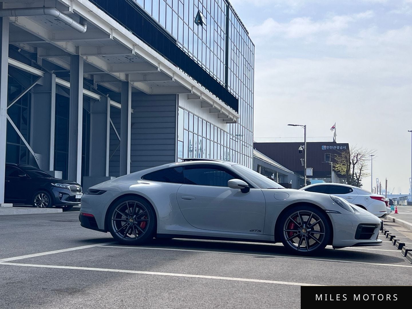 Porsche 911 (992) 2023 — миниатюра 4