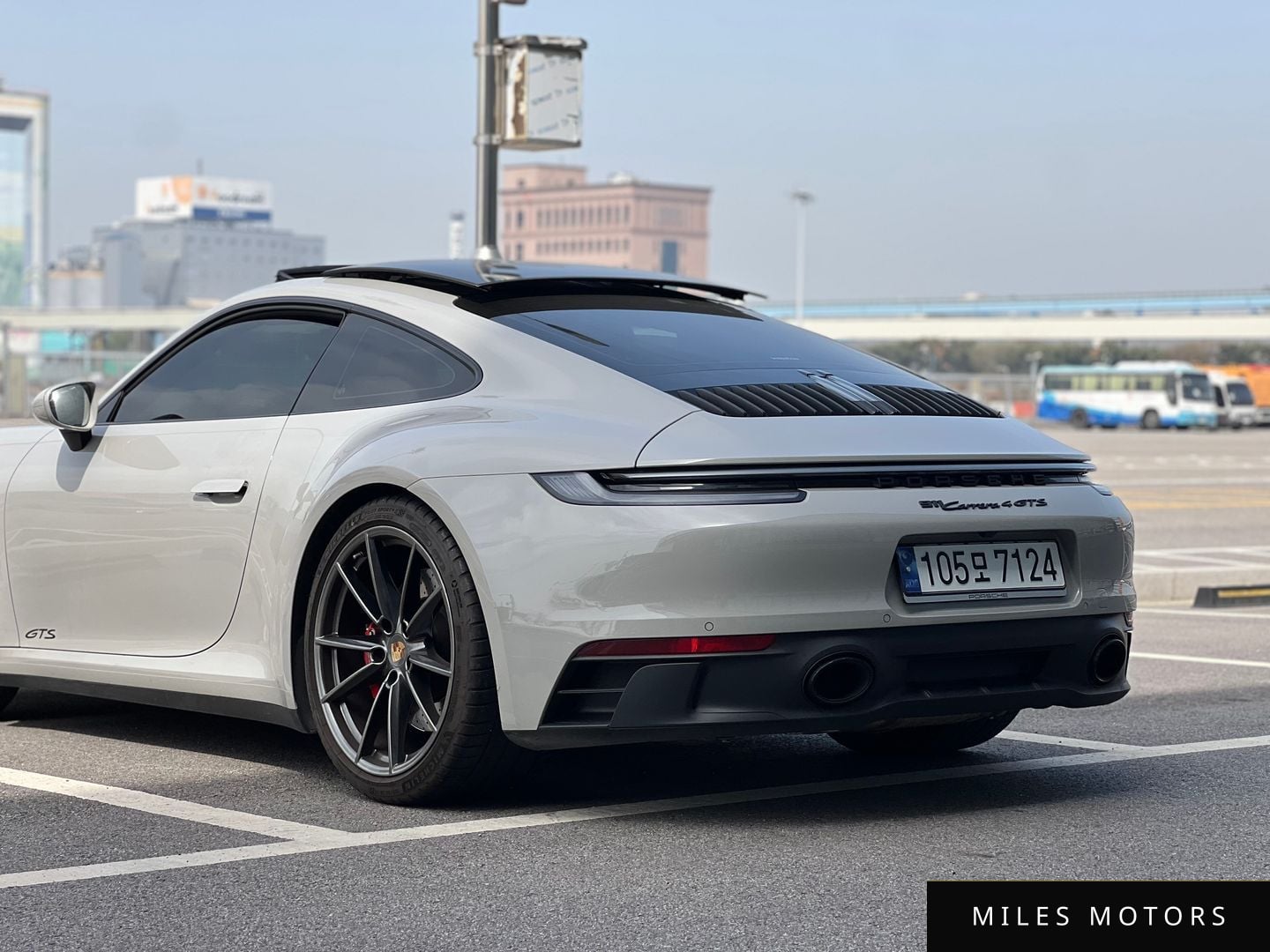Porsche 911 (992) 2023 — миниатюра 5