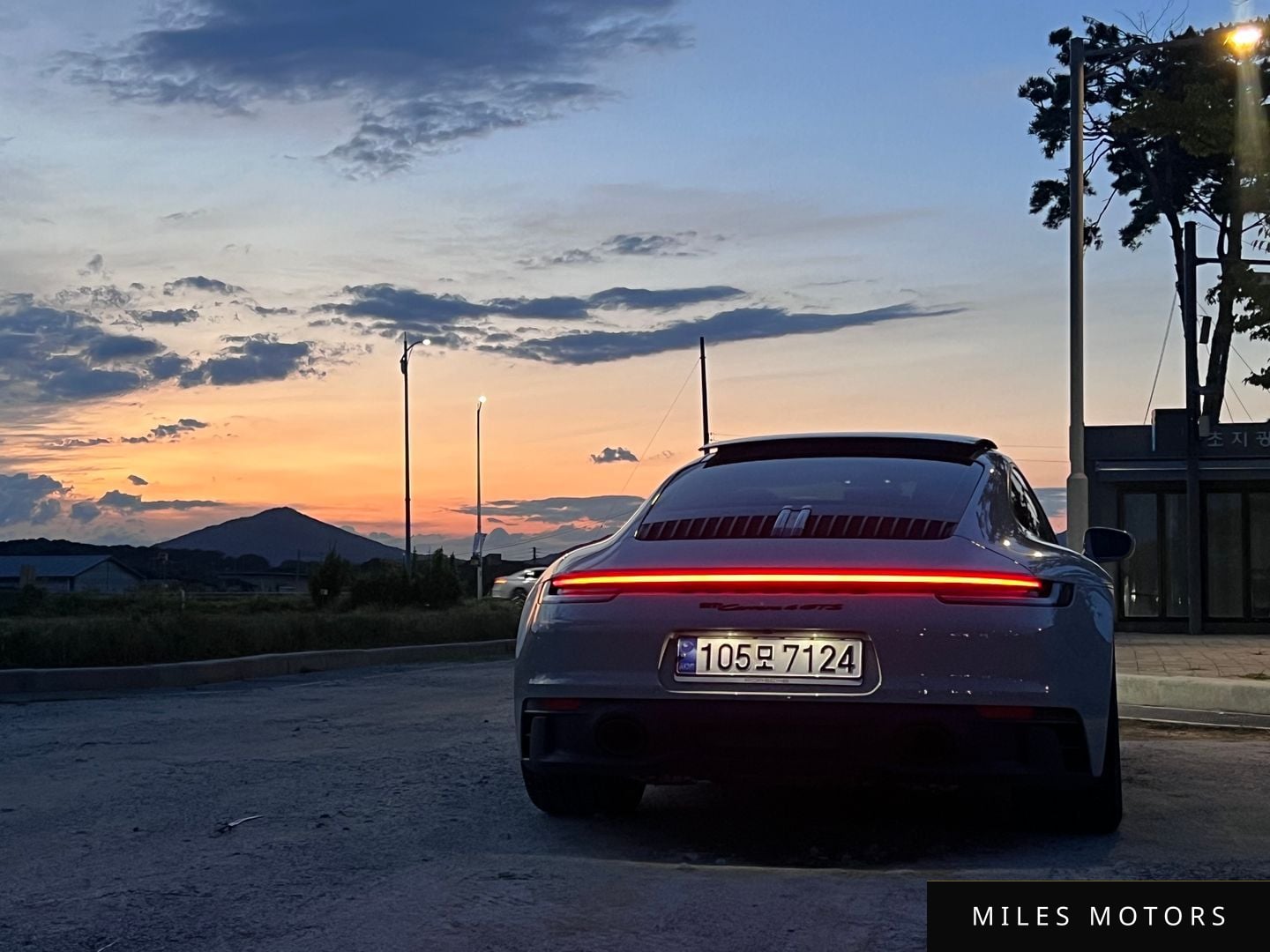 Porsche 911 (992) 2023 — миниатюра 9