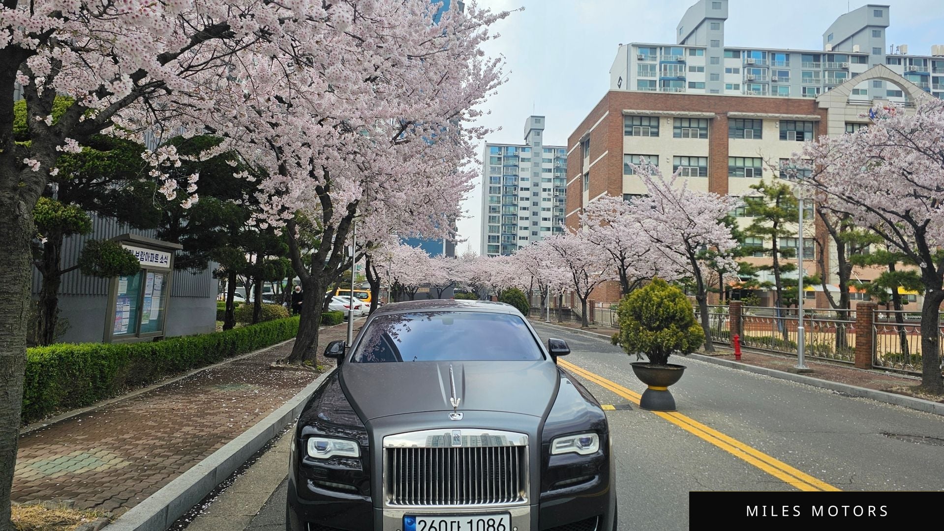 Rolls-Royce Ghost 2015 — миниатюра 2