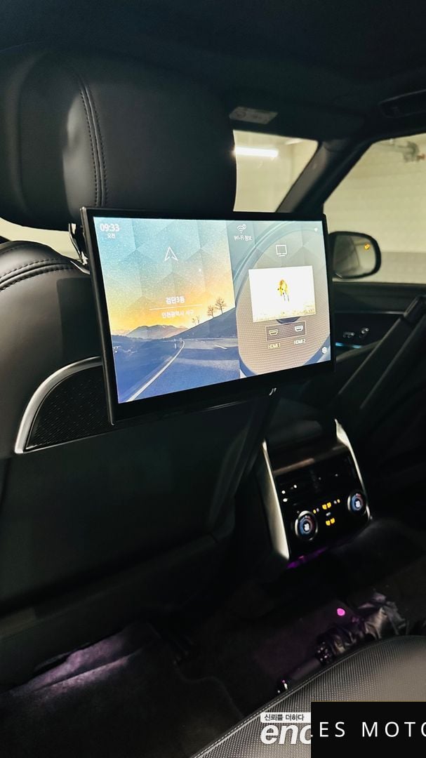 Land Rover Range Rover 2024 — миниатюра 11
