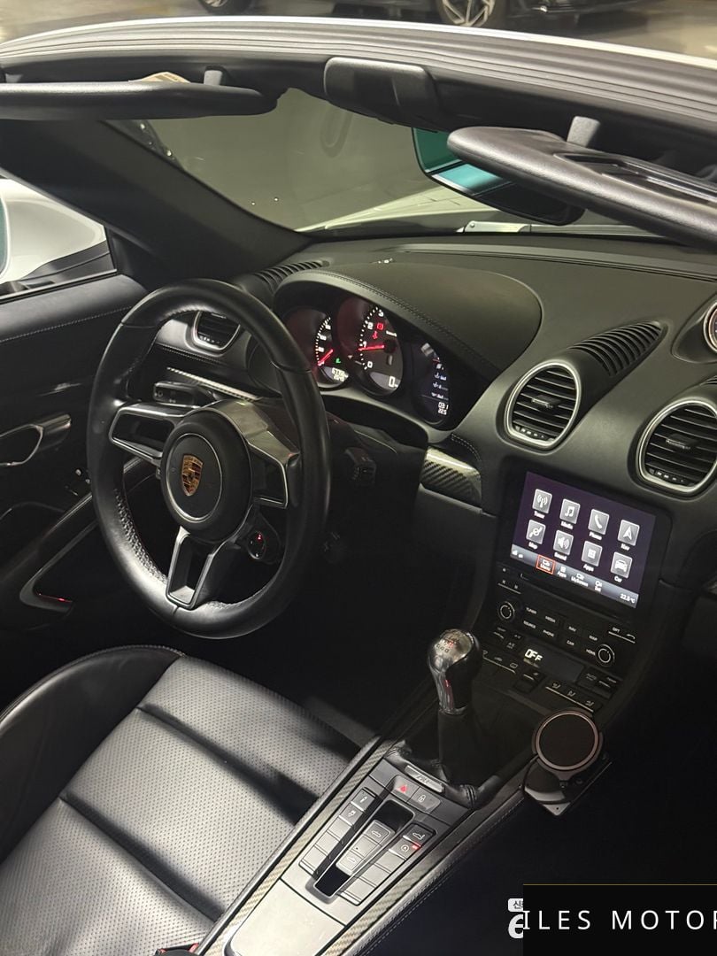 Porsche 718 2017 — миниатюра 7