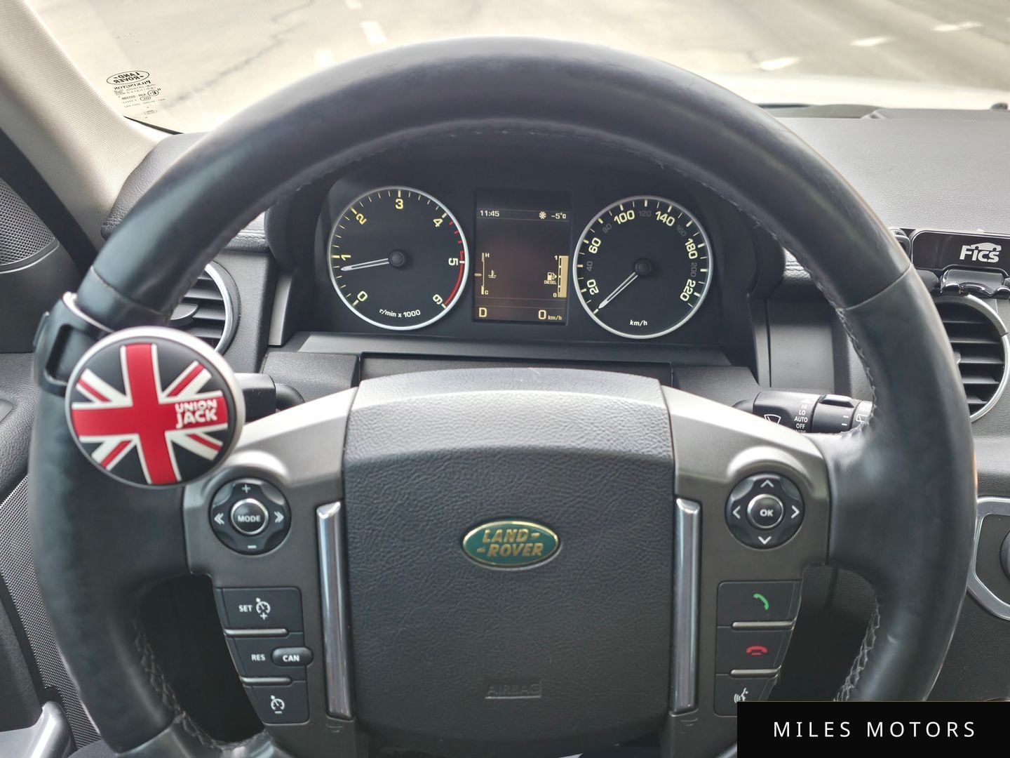 Land Rover Discovery 2010 — миниатюра 7