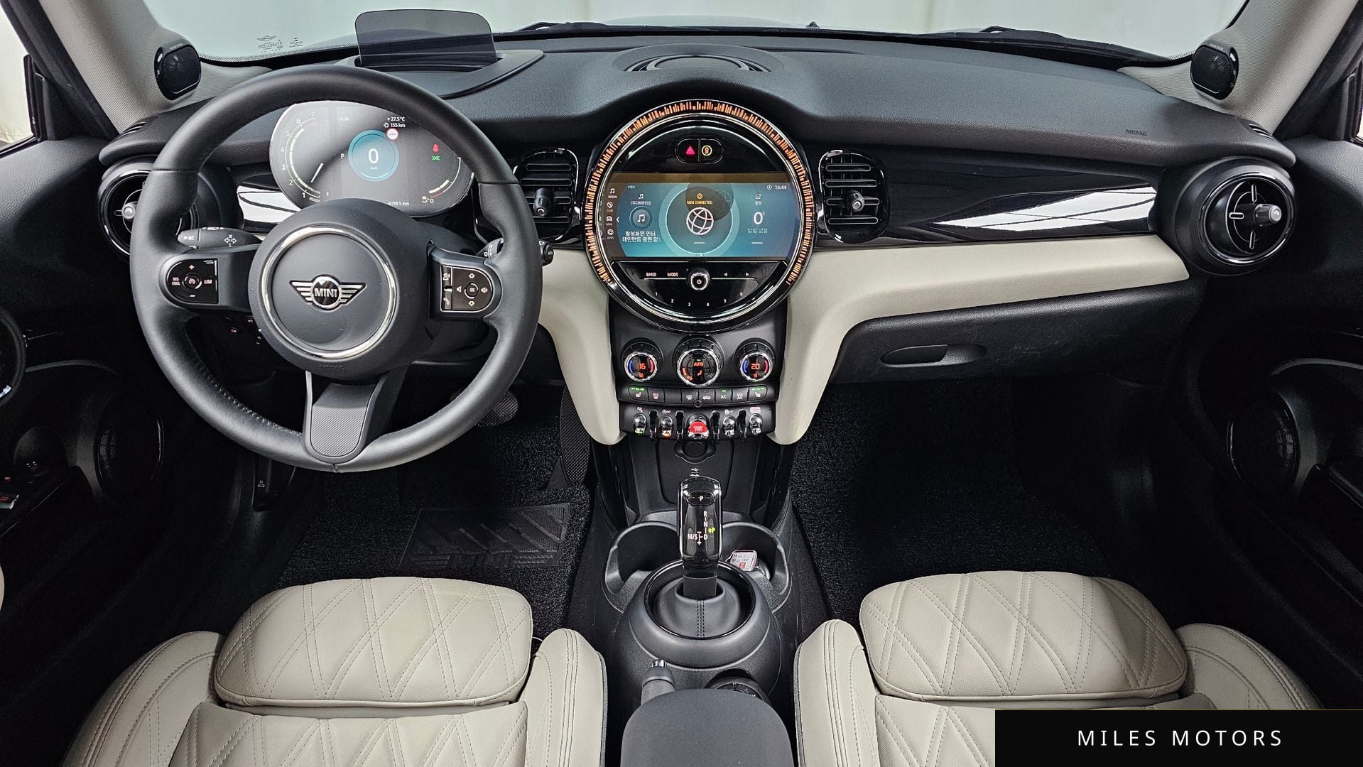 MINI Cooper S 2023 — миниатюра 10