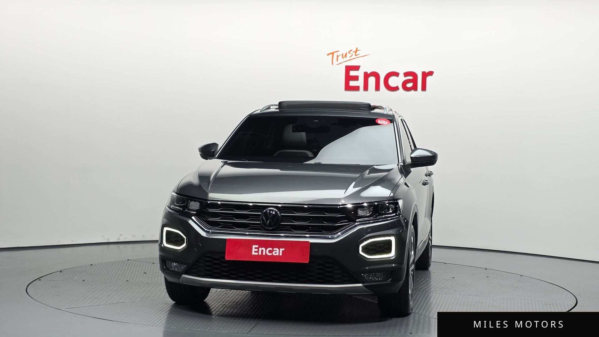 Volkswagen T-Roc 2021 — миниатюра 3