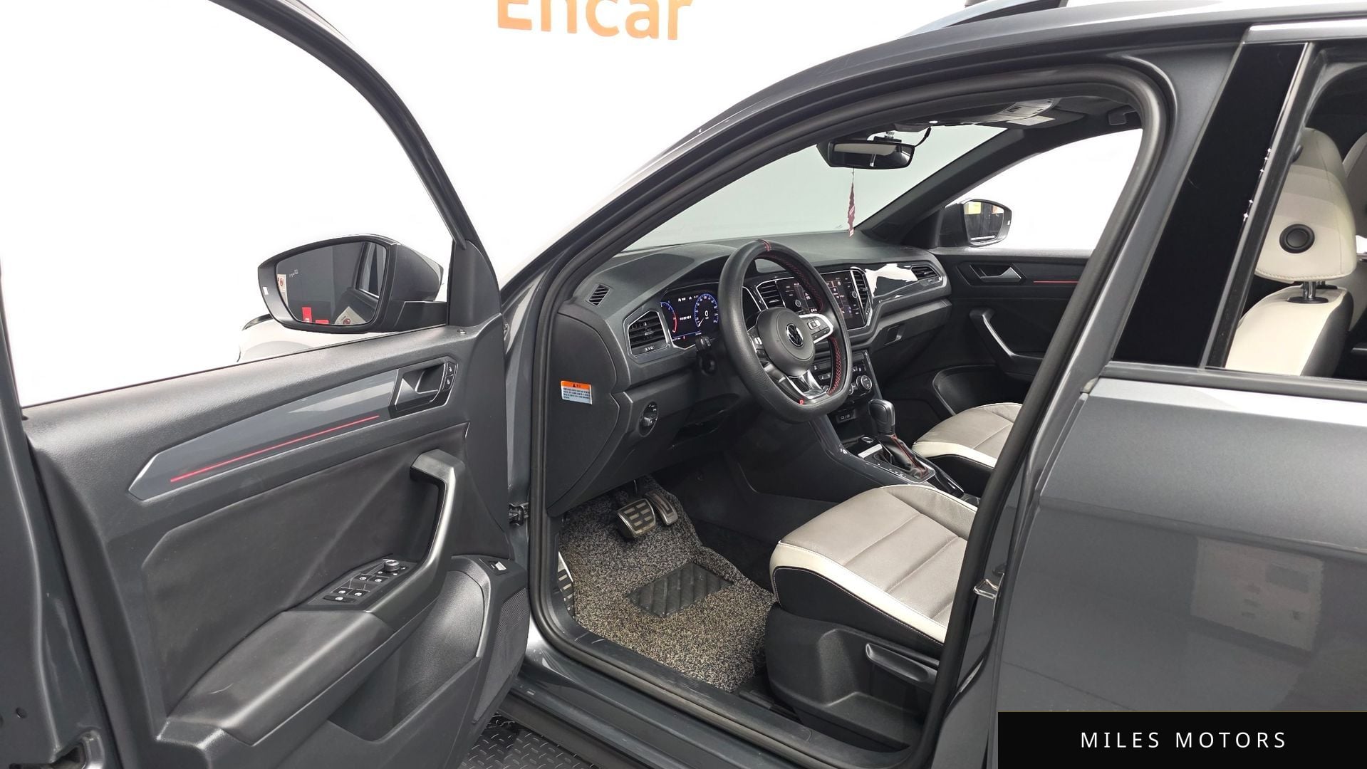 Volkswagen T-Roc 2021 — миниатюра 10