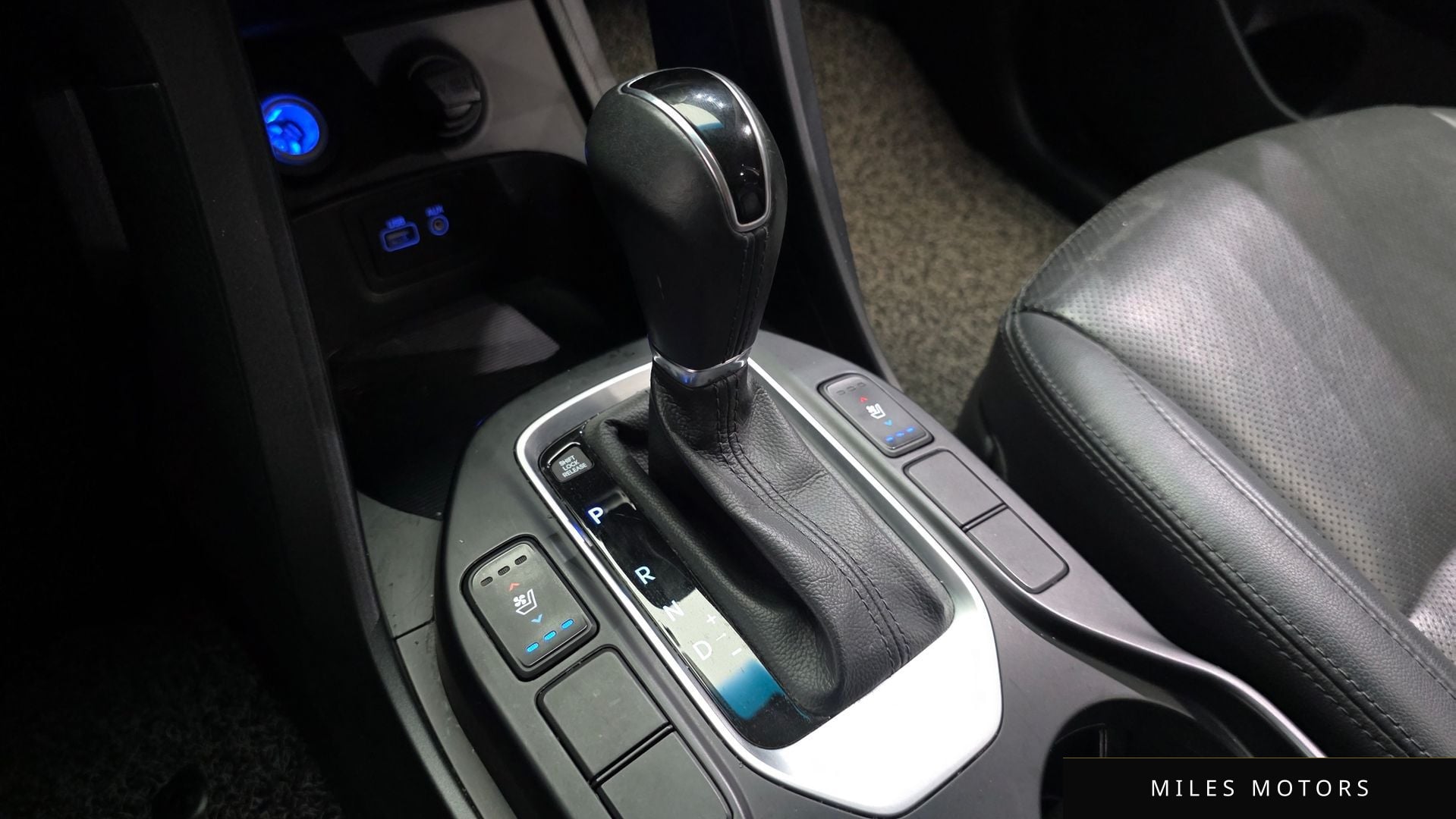 Hyundai Santafe 2016 — миниатюра 12