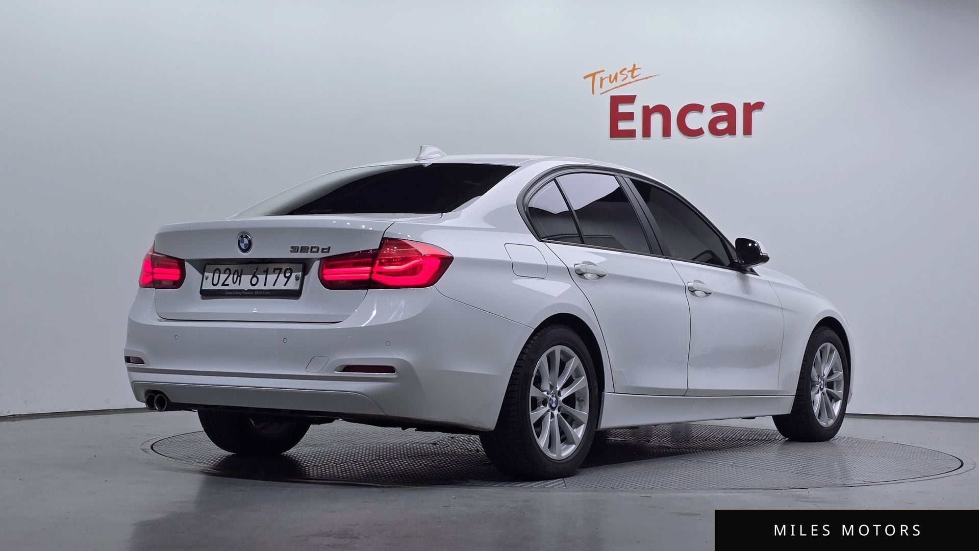 BMW 3 Series (F30) 2018 — миниатюра 2