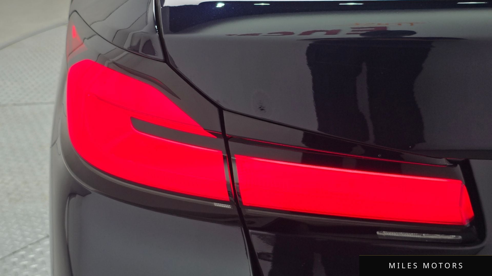 BMW 5 Series (G30) 2022 — миниатюра 9