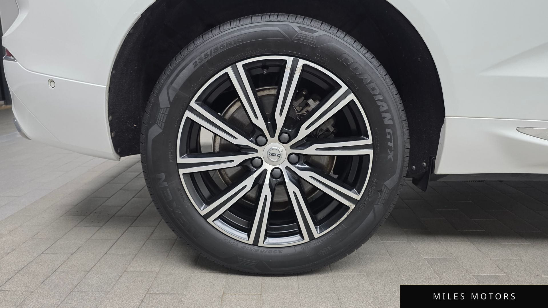 Volvo XC60 2020 — миниатюра 5