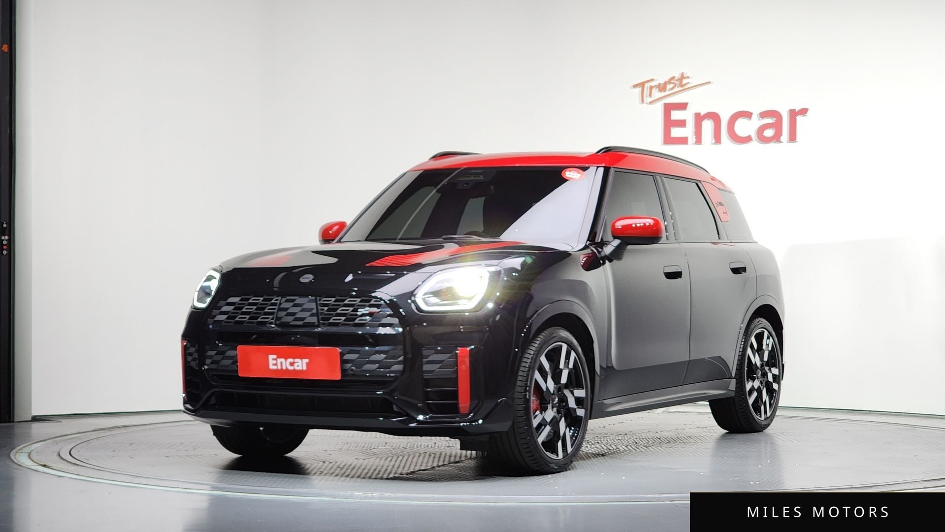 MINI Countryman 2024 — фото 1 из 12