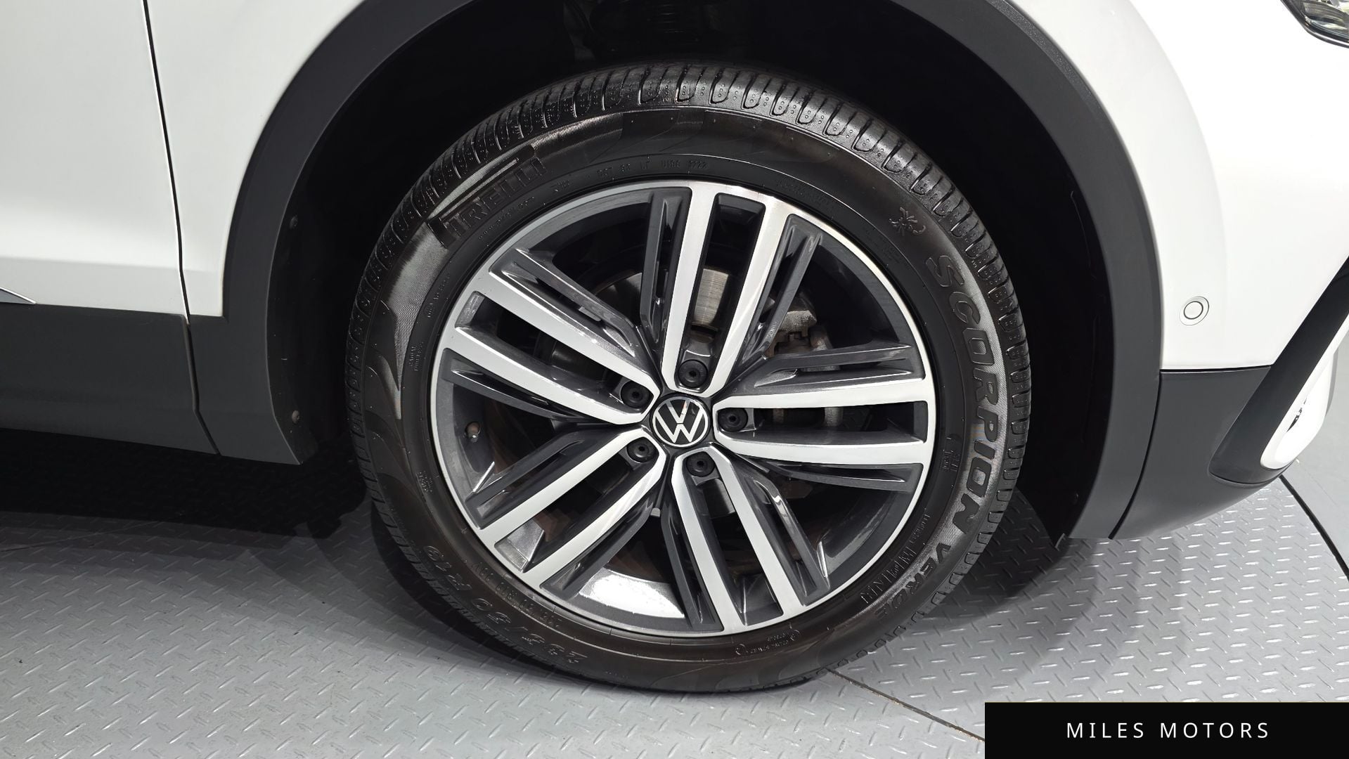Volkswagen Tiguan 2023 — миниатюра 5