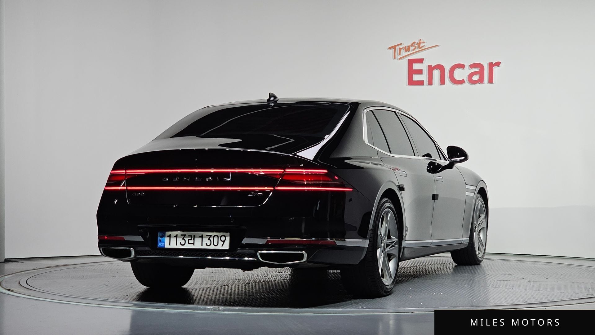 Genesis G90 (RS4) 2023 — миниатюра 2