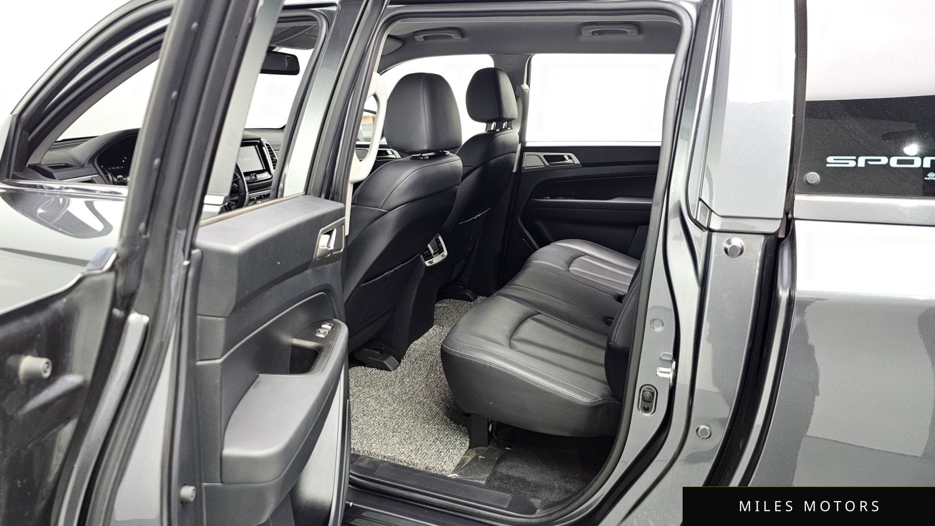 KG Mobility Rexton 2019 — миниатюра 11