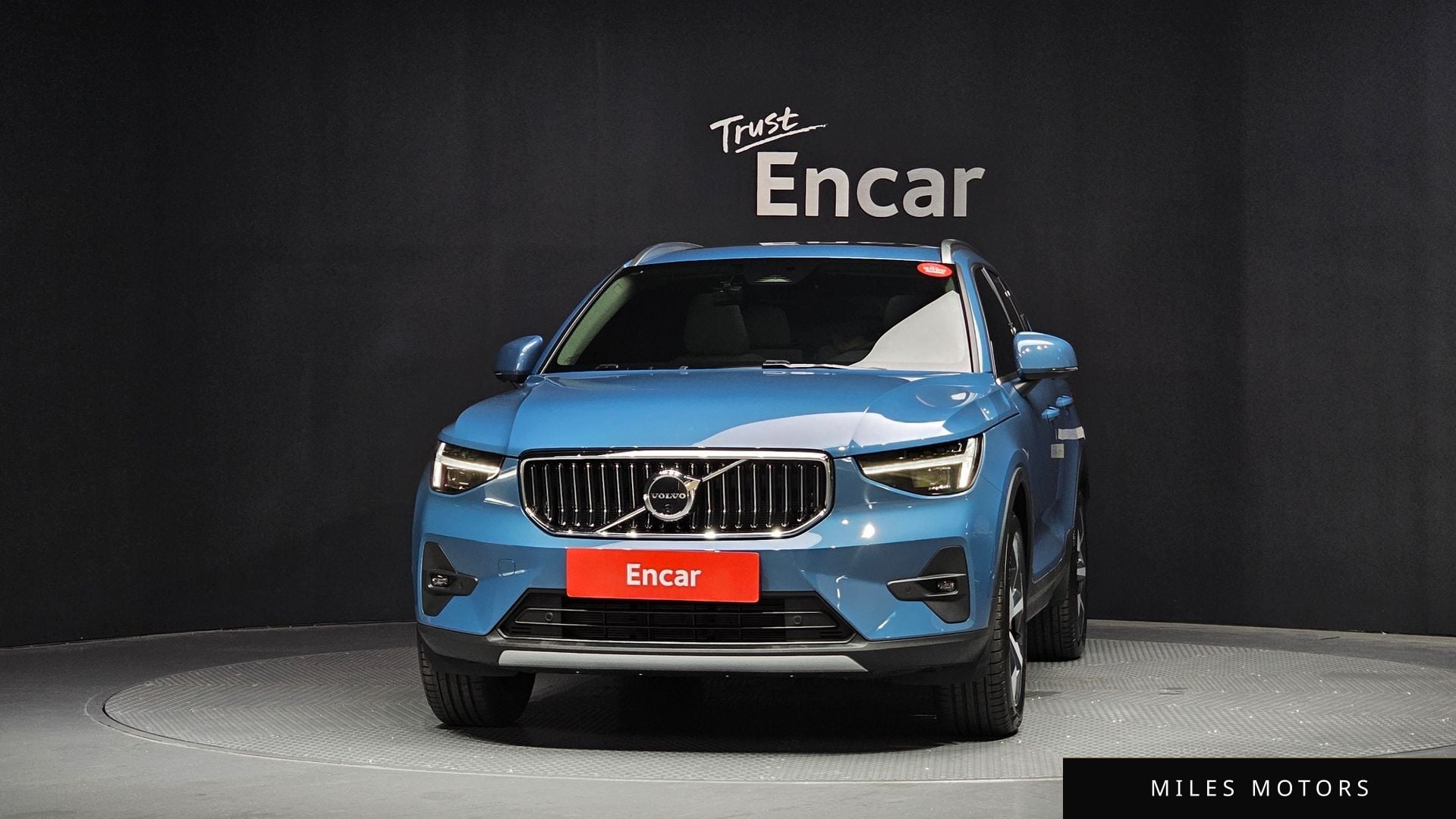 Volvo XC40 2025 — миниатюра 3