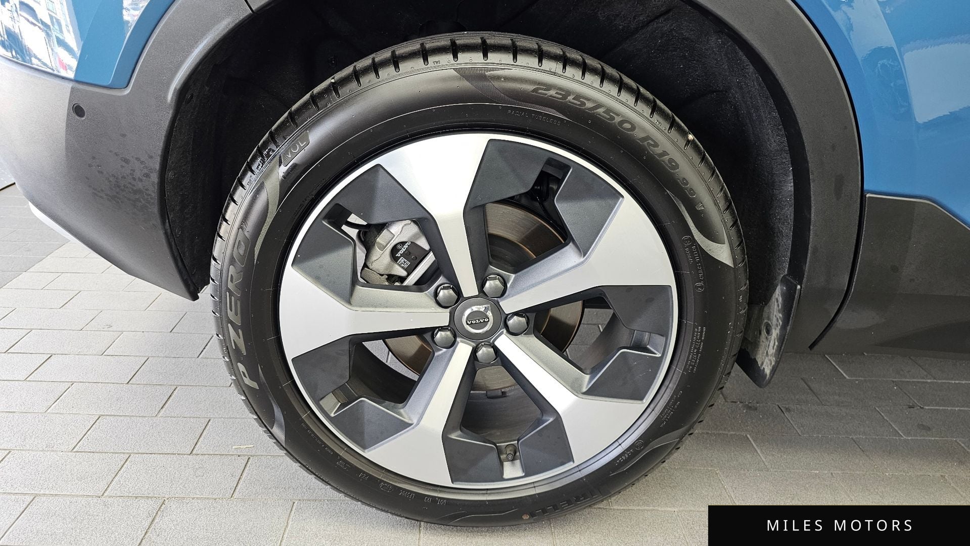 Volvo XC40 2025 — миниатюра 5