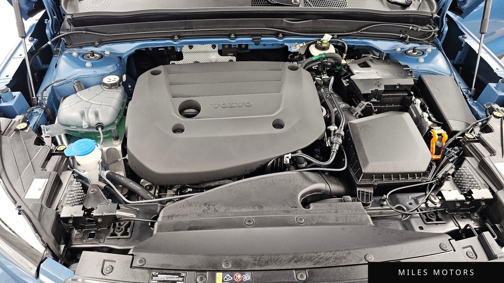 Volvo XC40 2025 — миниатюра 6