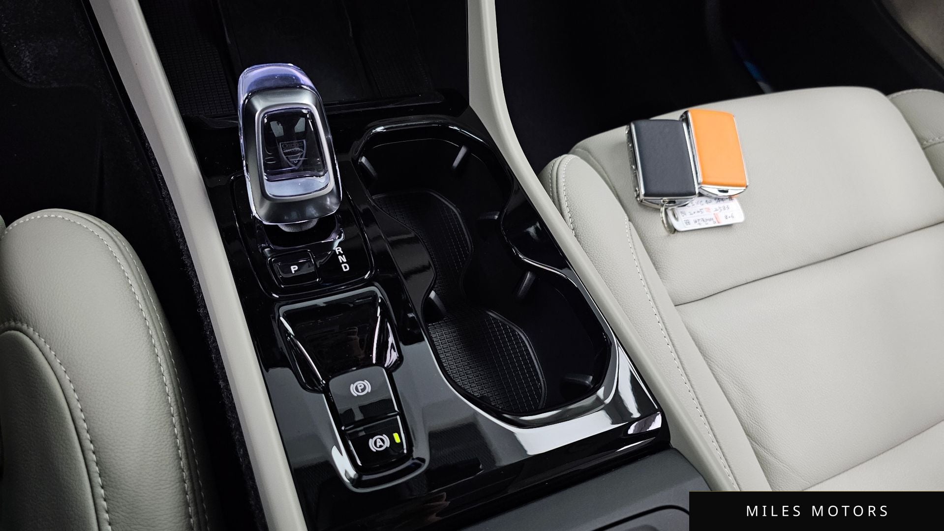 Volvo XC40 2025 — миниатюра 12