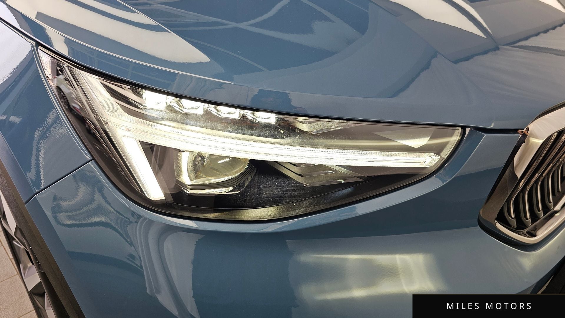 Volvo XC40 2025 — миниатюра 8