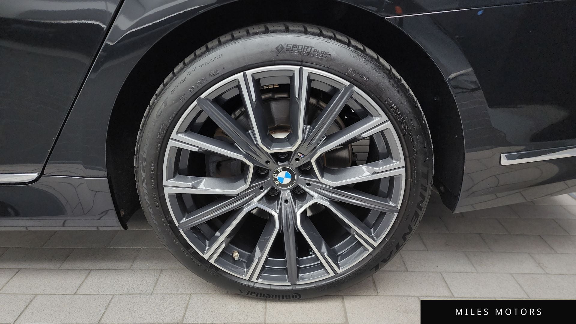 BMW 7 Series (G11) 2021 — миниатюра 6