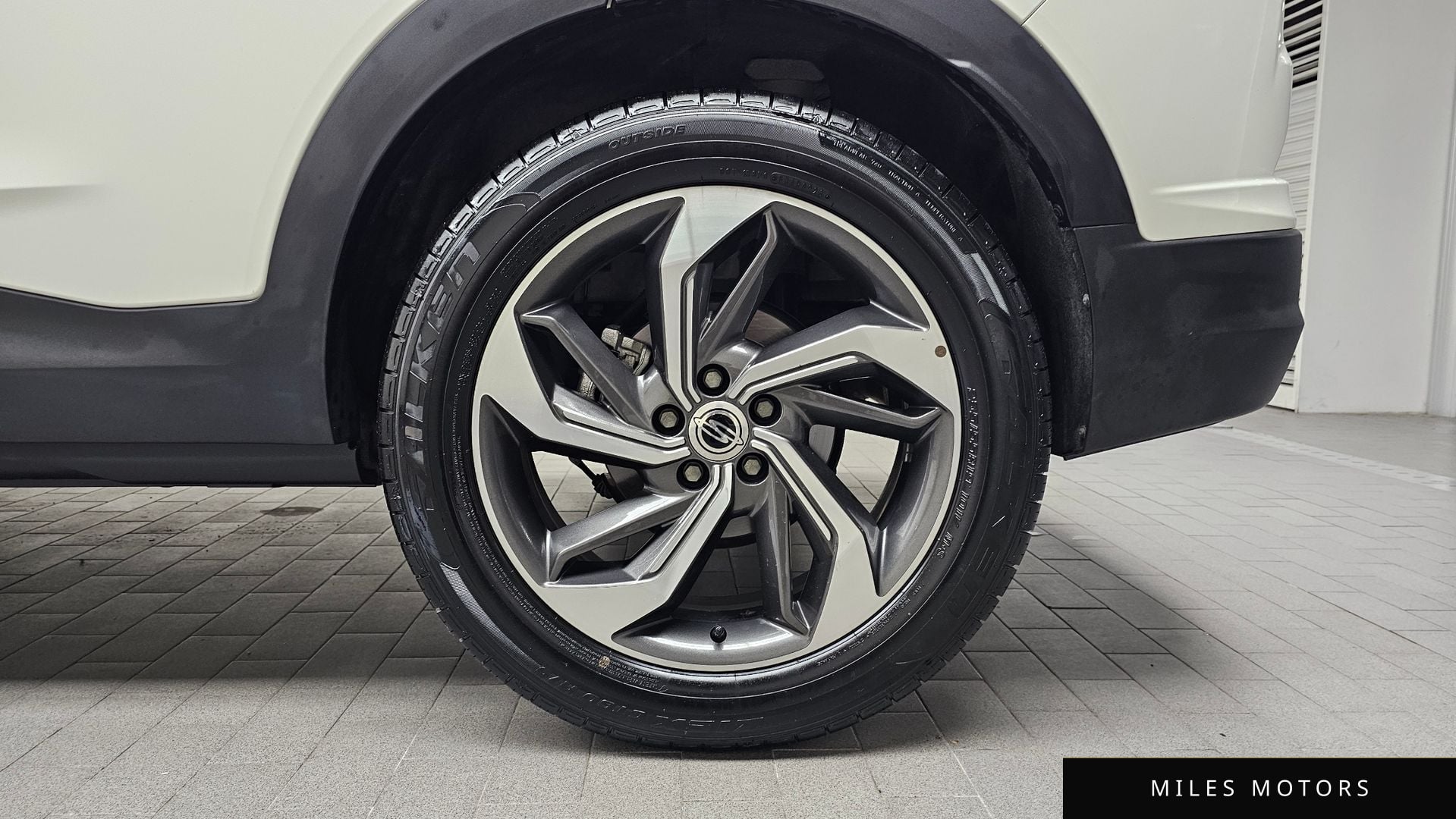 KG Mobility Beautiful Korando 2021 — миниатюра 7
