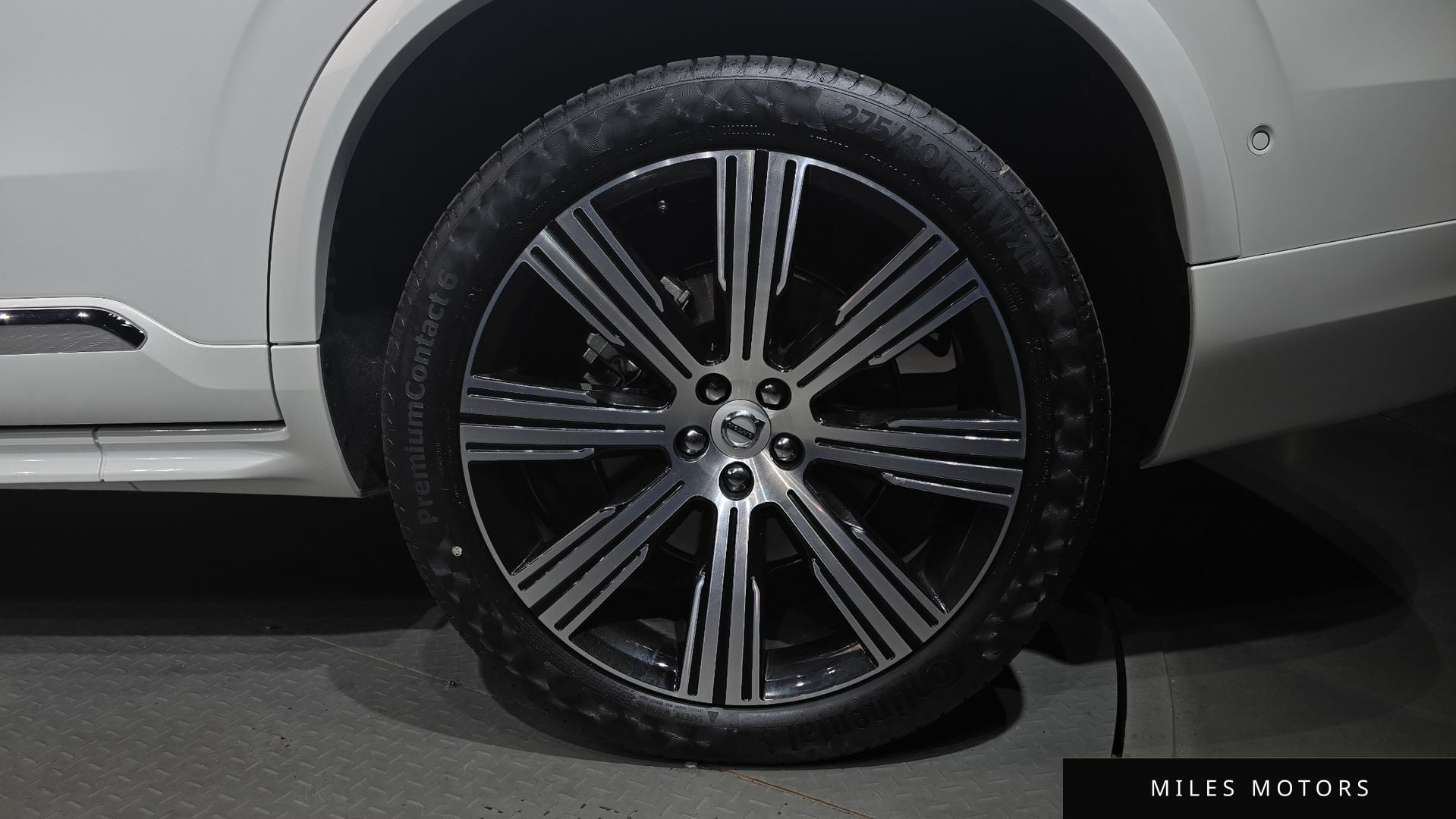 Volvo XC90 2025 — миниатюра 7