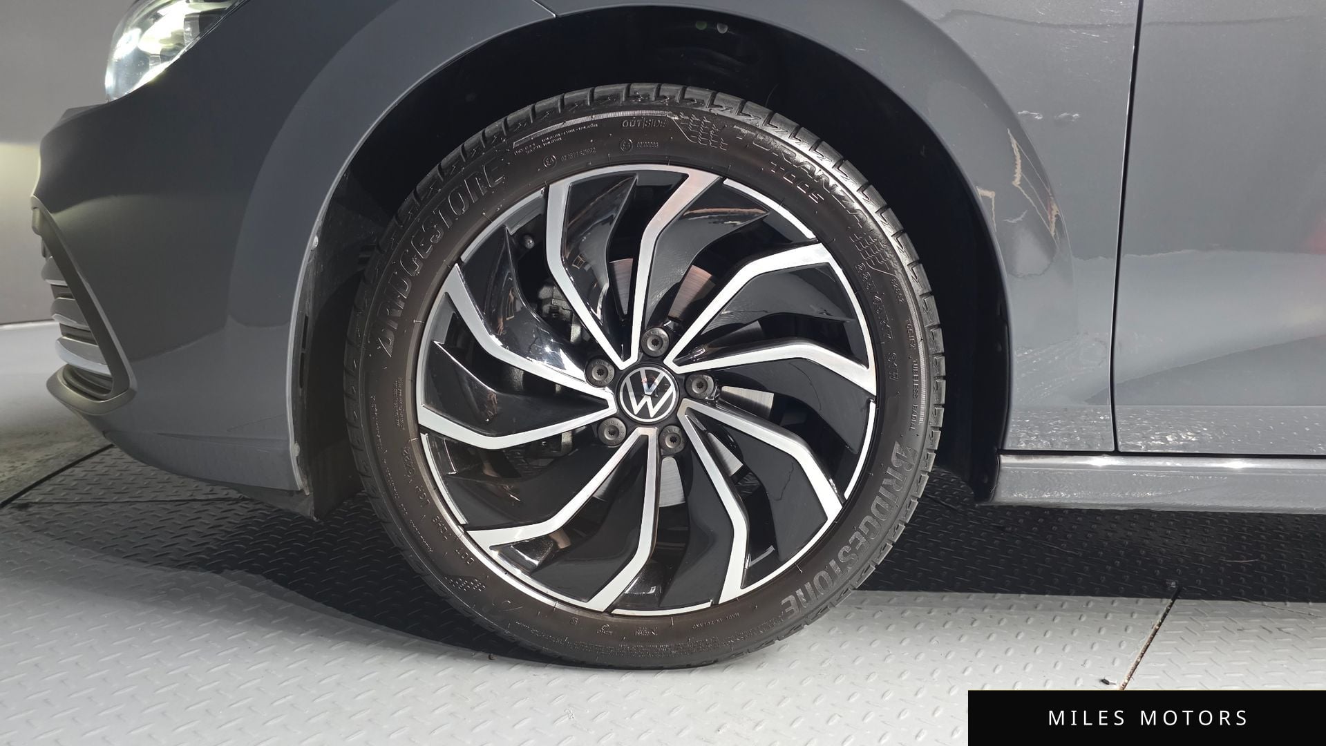 Volkswagen Golf 2023 — миниатюра 5