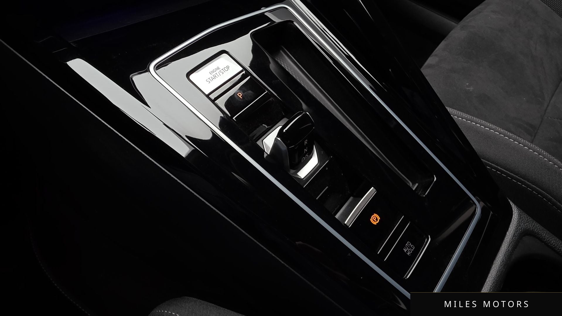 Volkswagen Golf 2023 — миниатюра 12