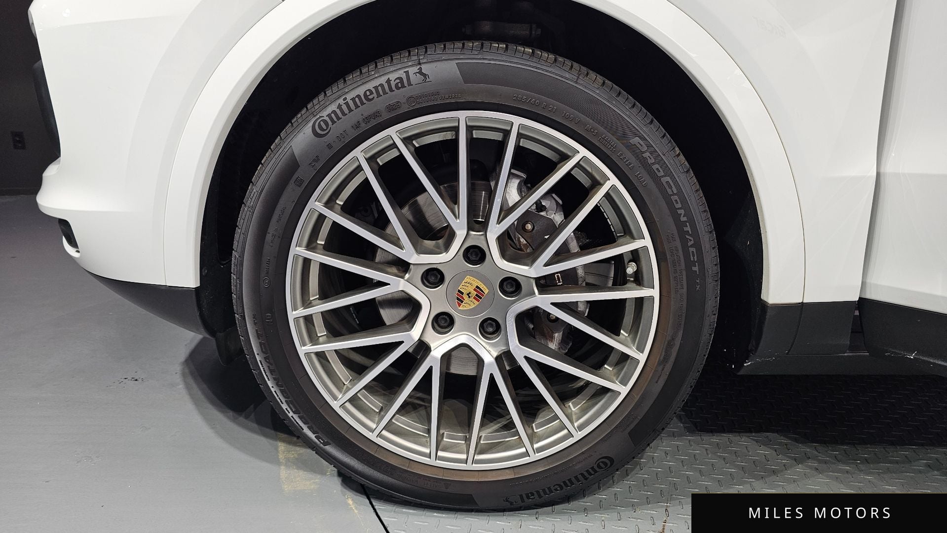 Porsche Cayenne 2022 — миниатюра 5