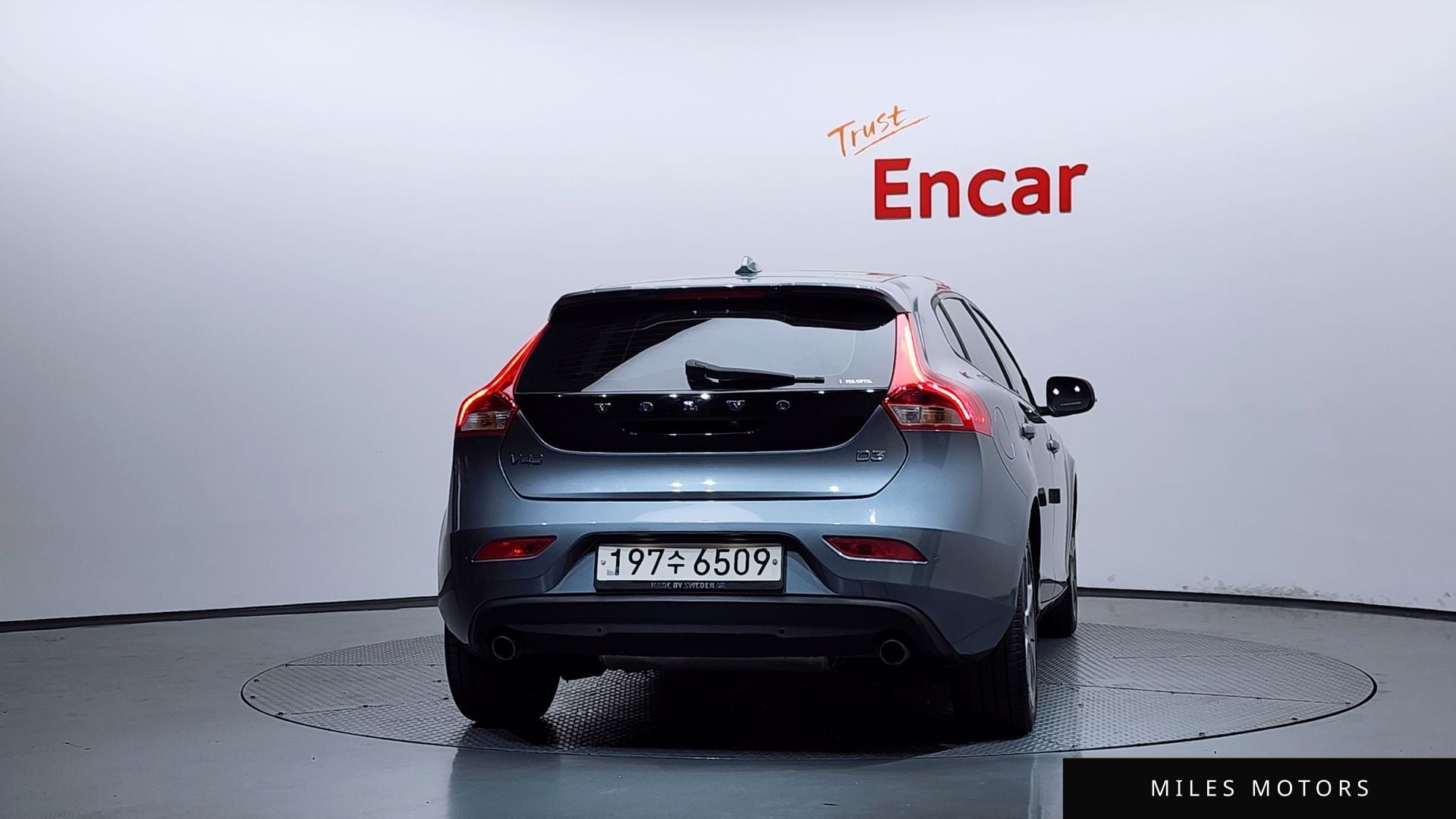 Volvo V40 2018 — миниатюра 4