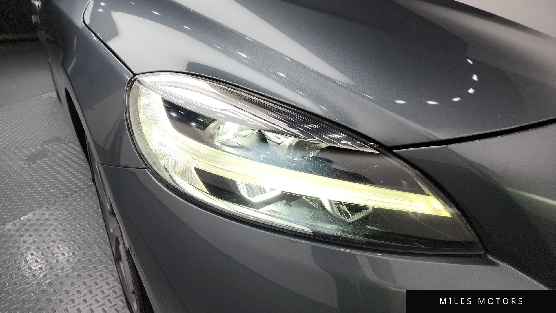 Volvo V40 2018 — миниатюра 8