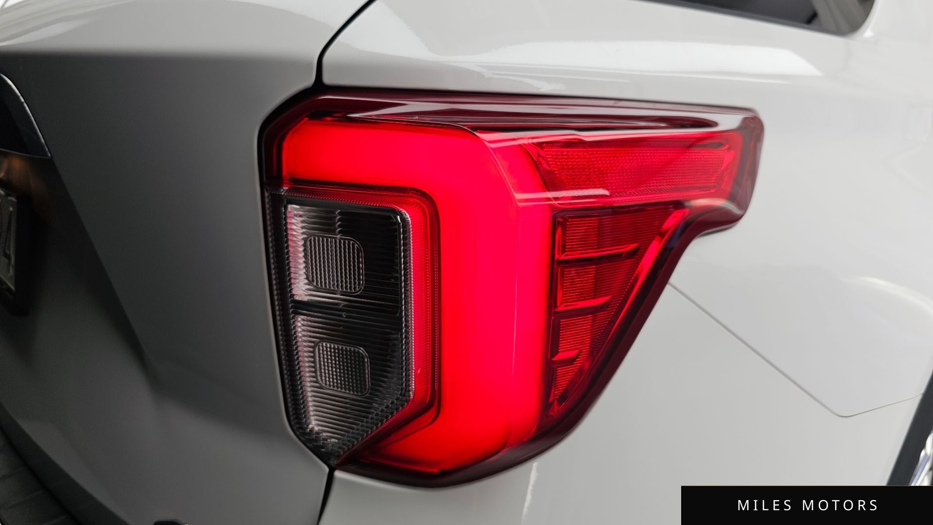 Ford Explorer 2021 — миниатюра 9