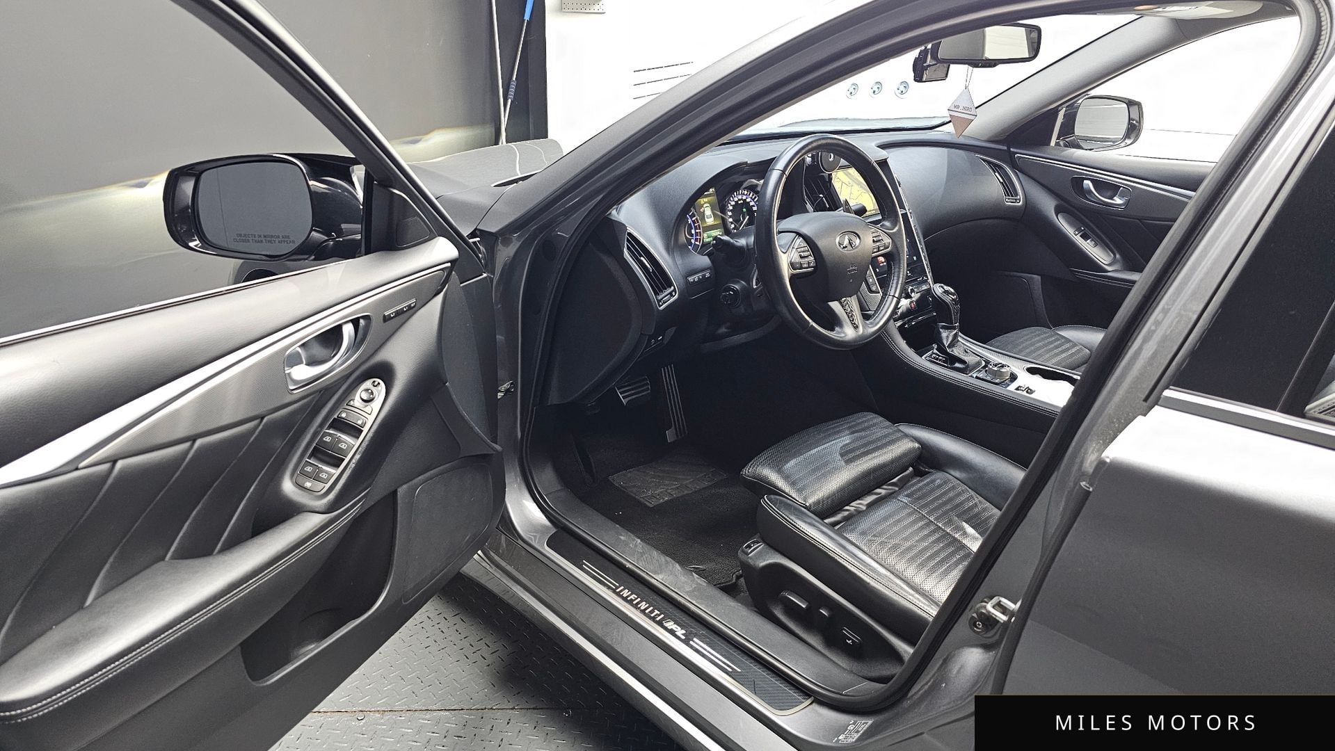 Infiniti Q50 2016 — миниатюра 10