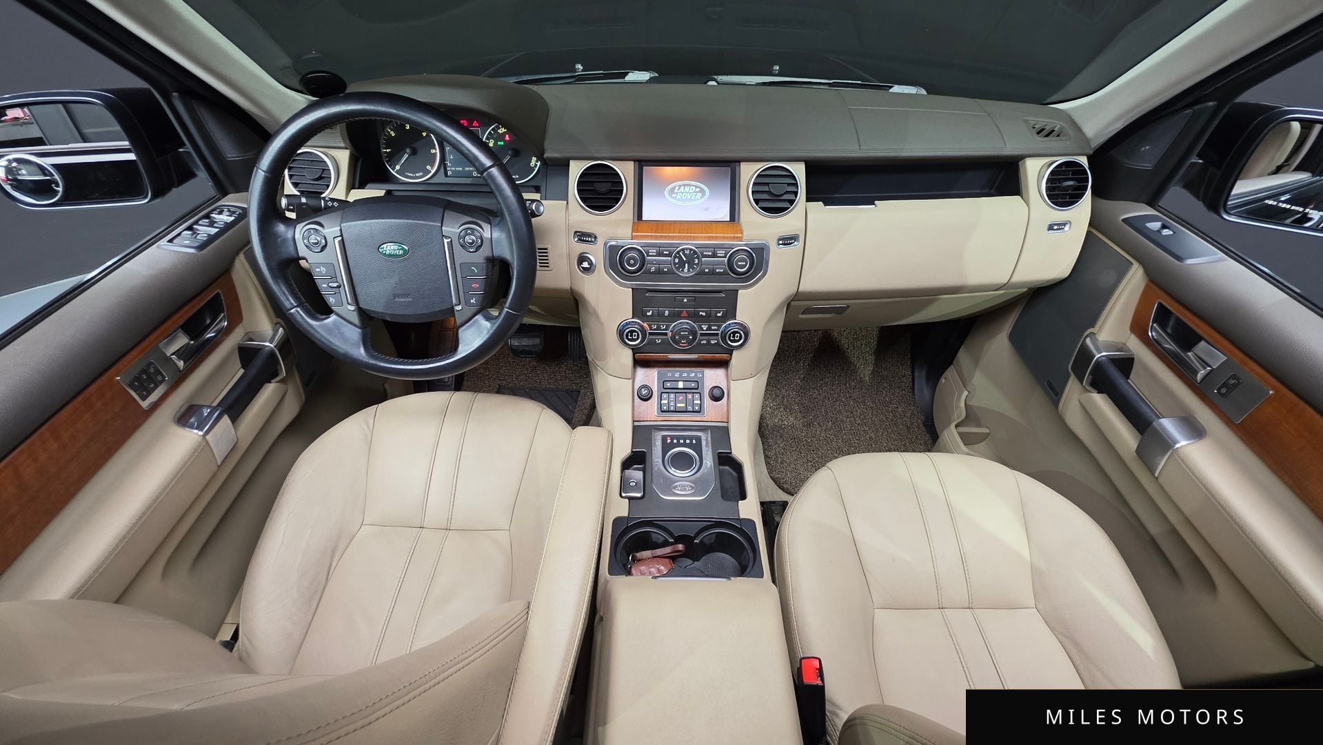 Land Rover Discovery 2013 — миниатюра 7