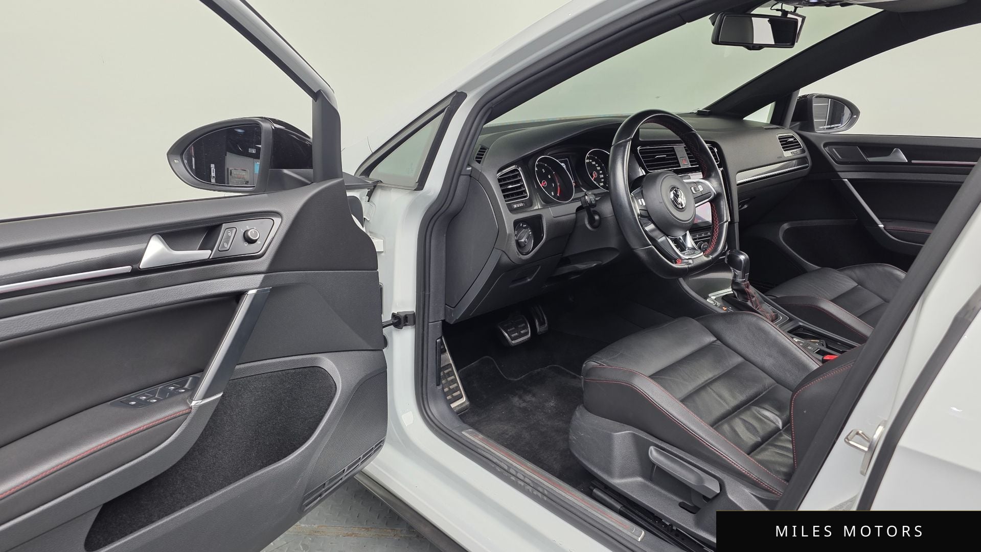 Volkswagen Golf 2015 — миниатюра 10