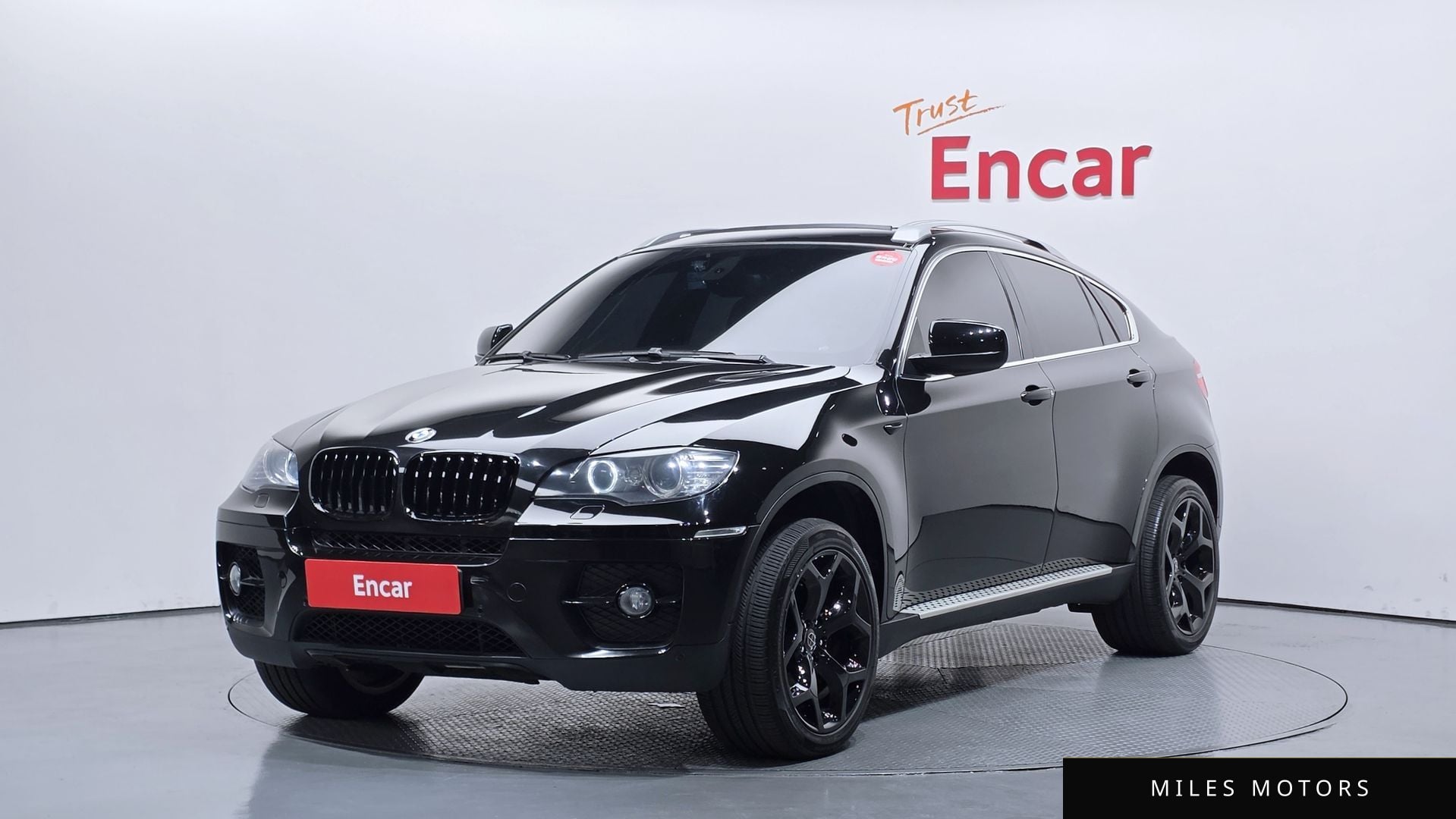 BMW X6 (E71) 2009 — фото 1 из 12