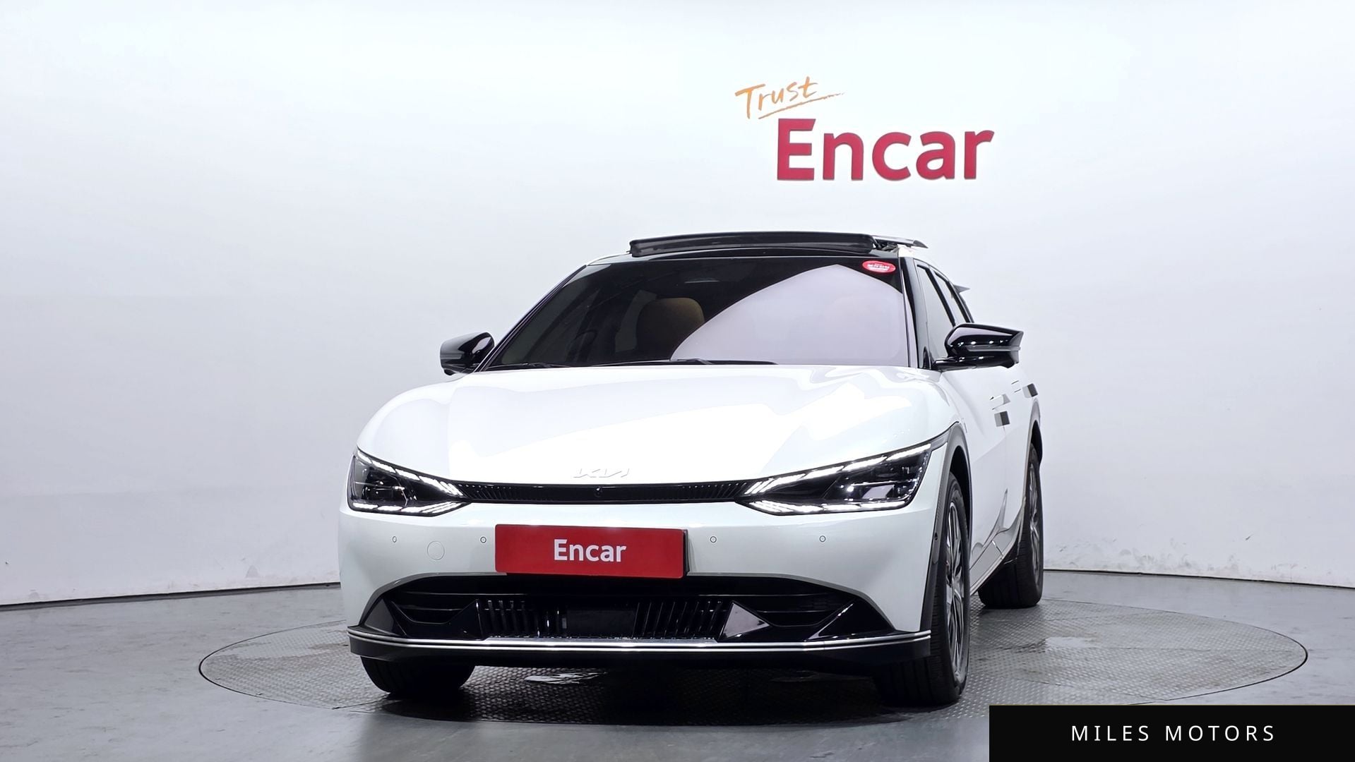 Kia EV6 2023 — миниатюра 3
