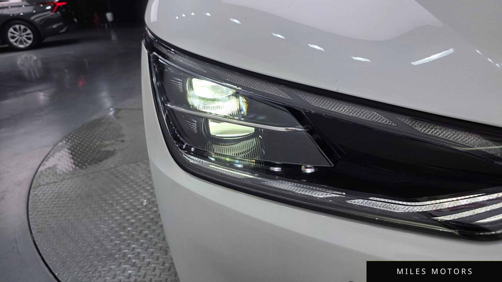 Kia EV6 2023 — миниатюра 8