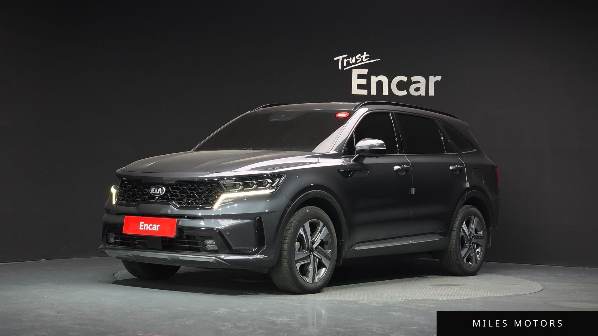 Kia Sorento 2021 — фото 1 из 12