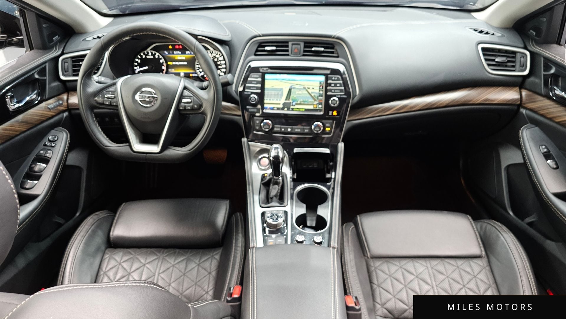 Nissan Maxima 2018 — миниатюра 10