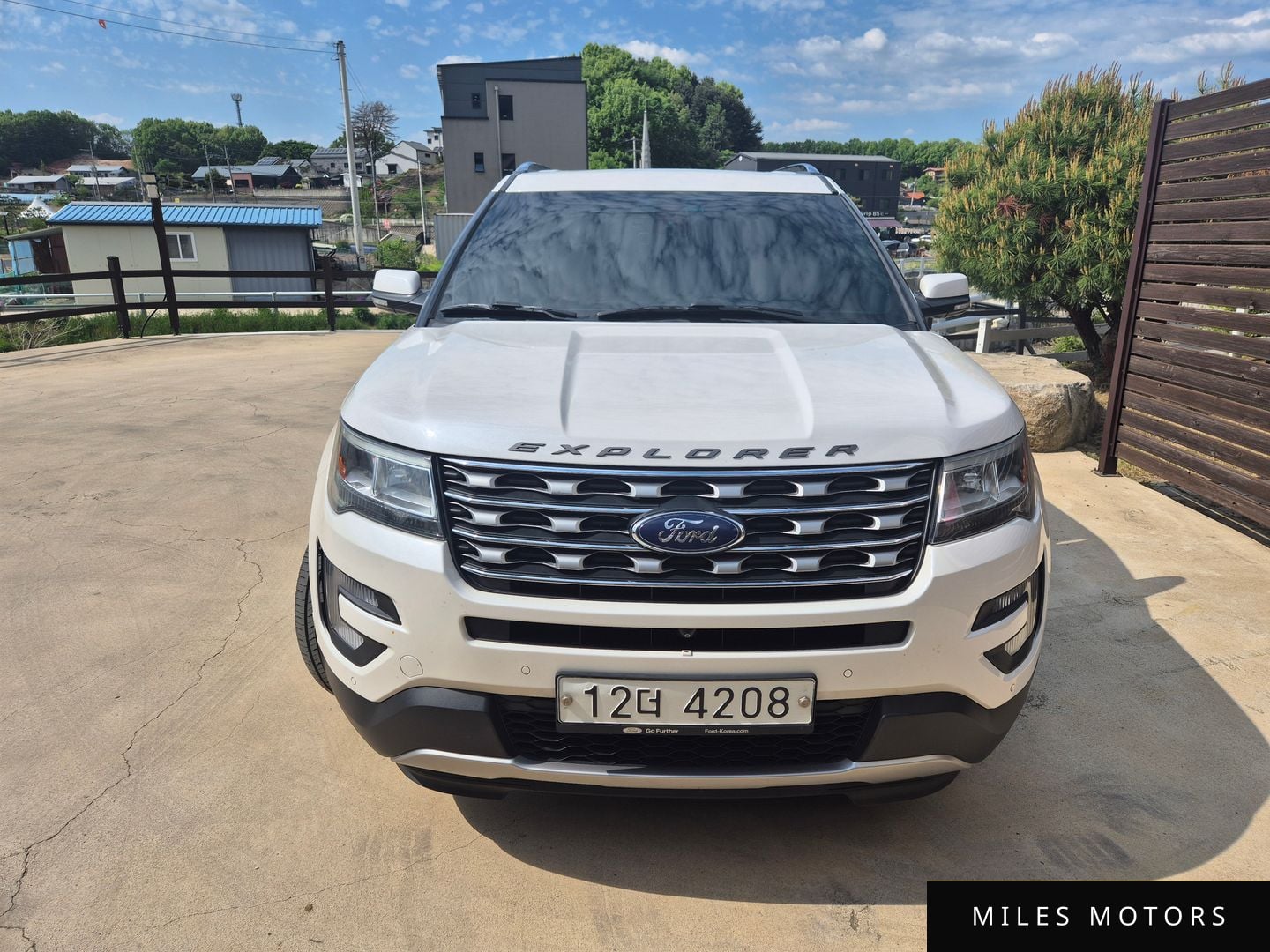 Ford Explorer 2017 — миниатюра 3