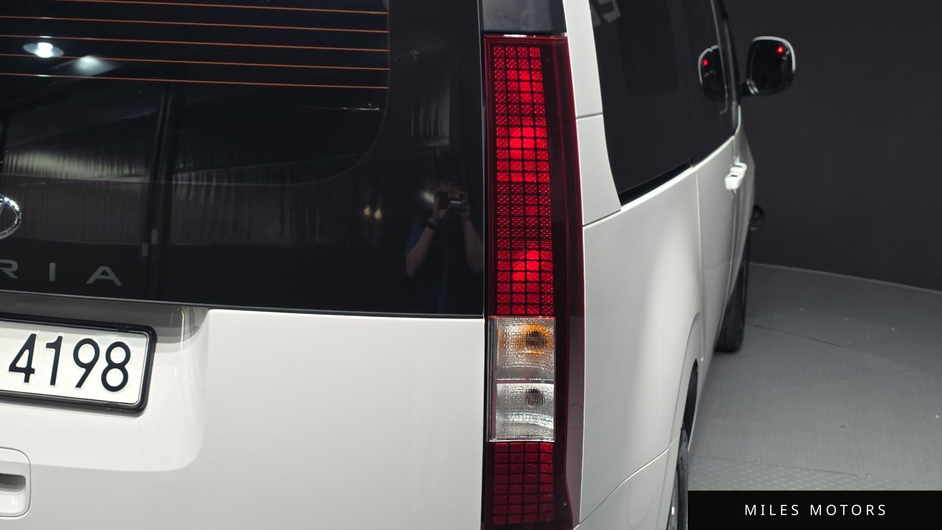Hyundai Staria 2024 — миниатюра 9