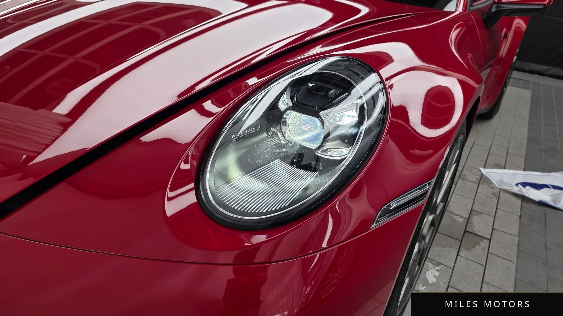 Porsche 911 (992) 2024 — миниатюра 8