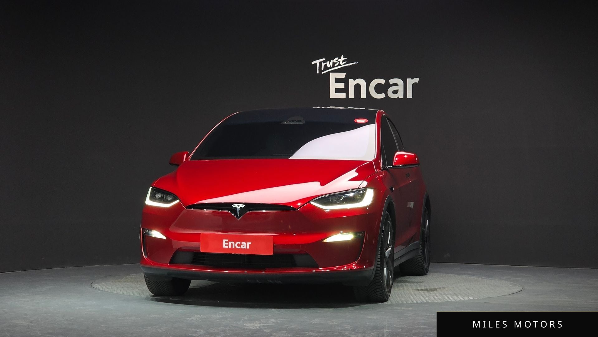Tesla Model X 2023 — миниатюра 3