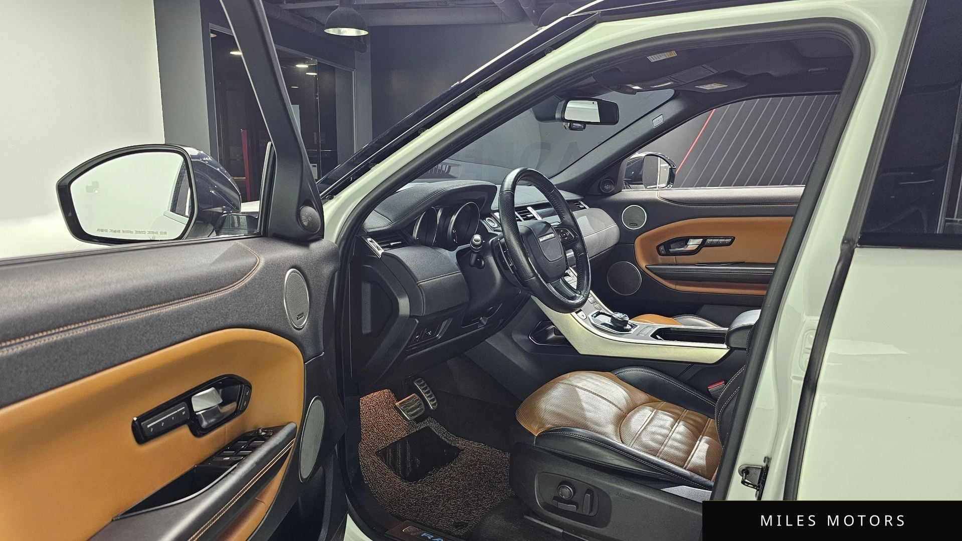 Land Rover Range Rover Evoque 2017 — миниатюра 10