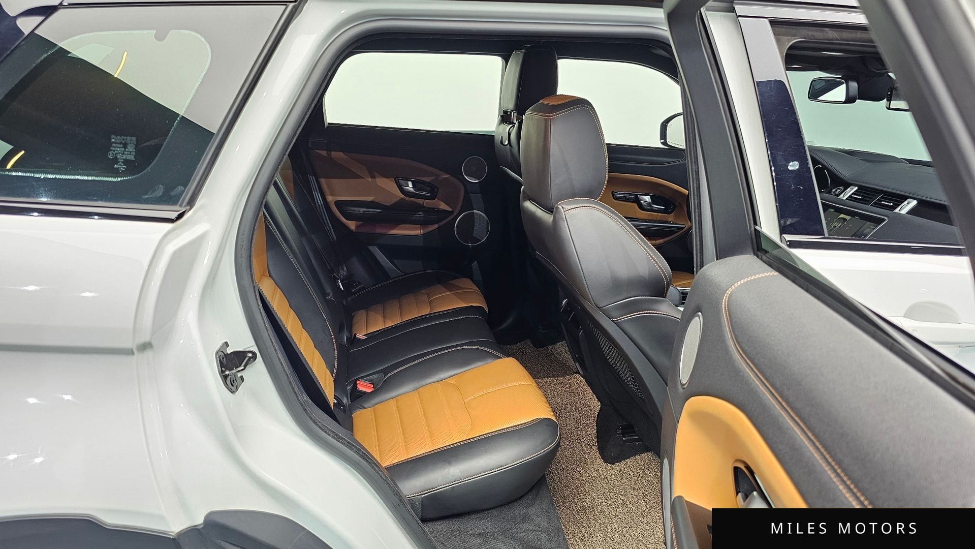 Land Rover Range Rover Evoque 2017 — миниатюра 12