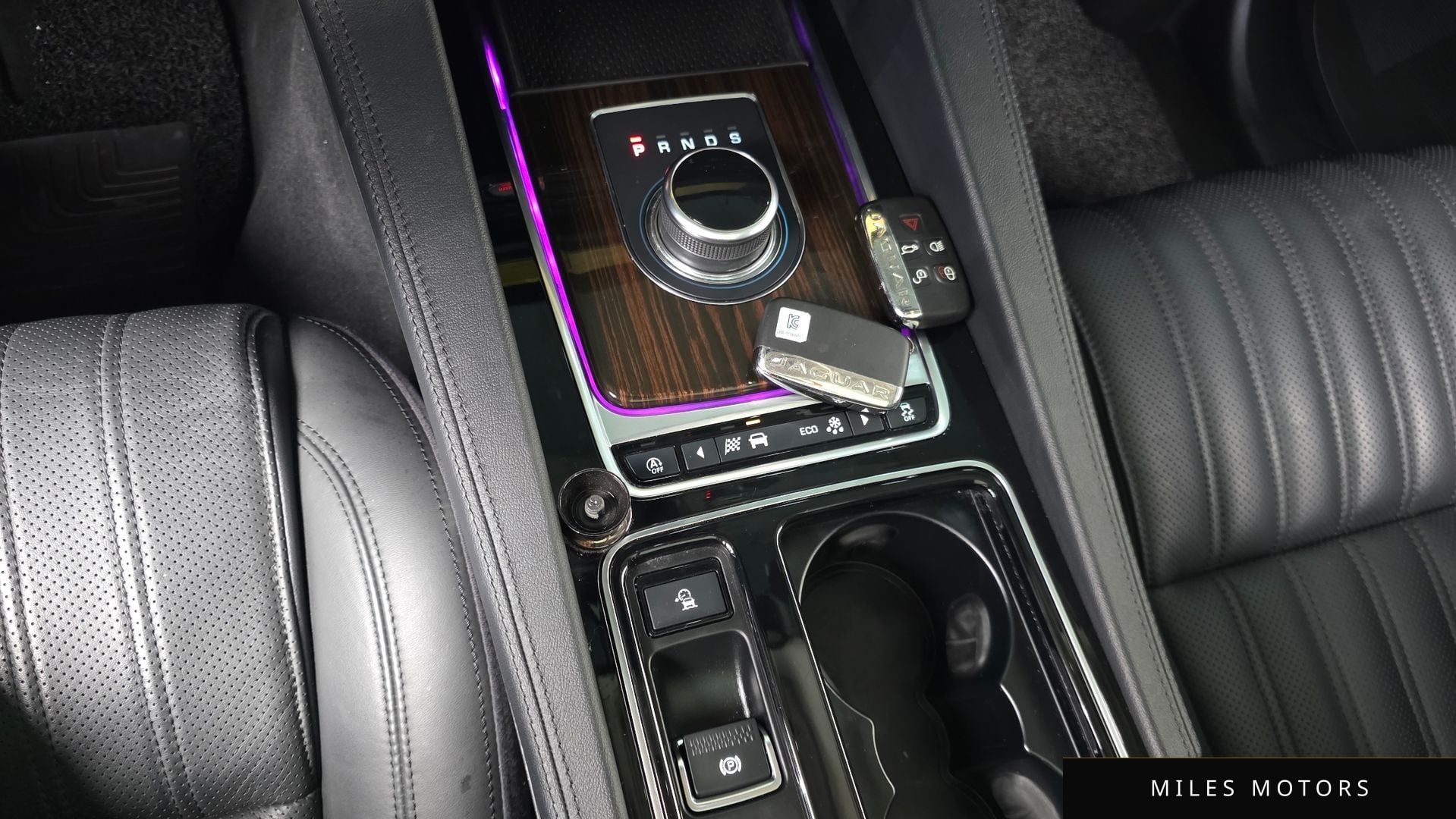 Jaguar F-PACE 2018 — миниатюра 12