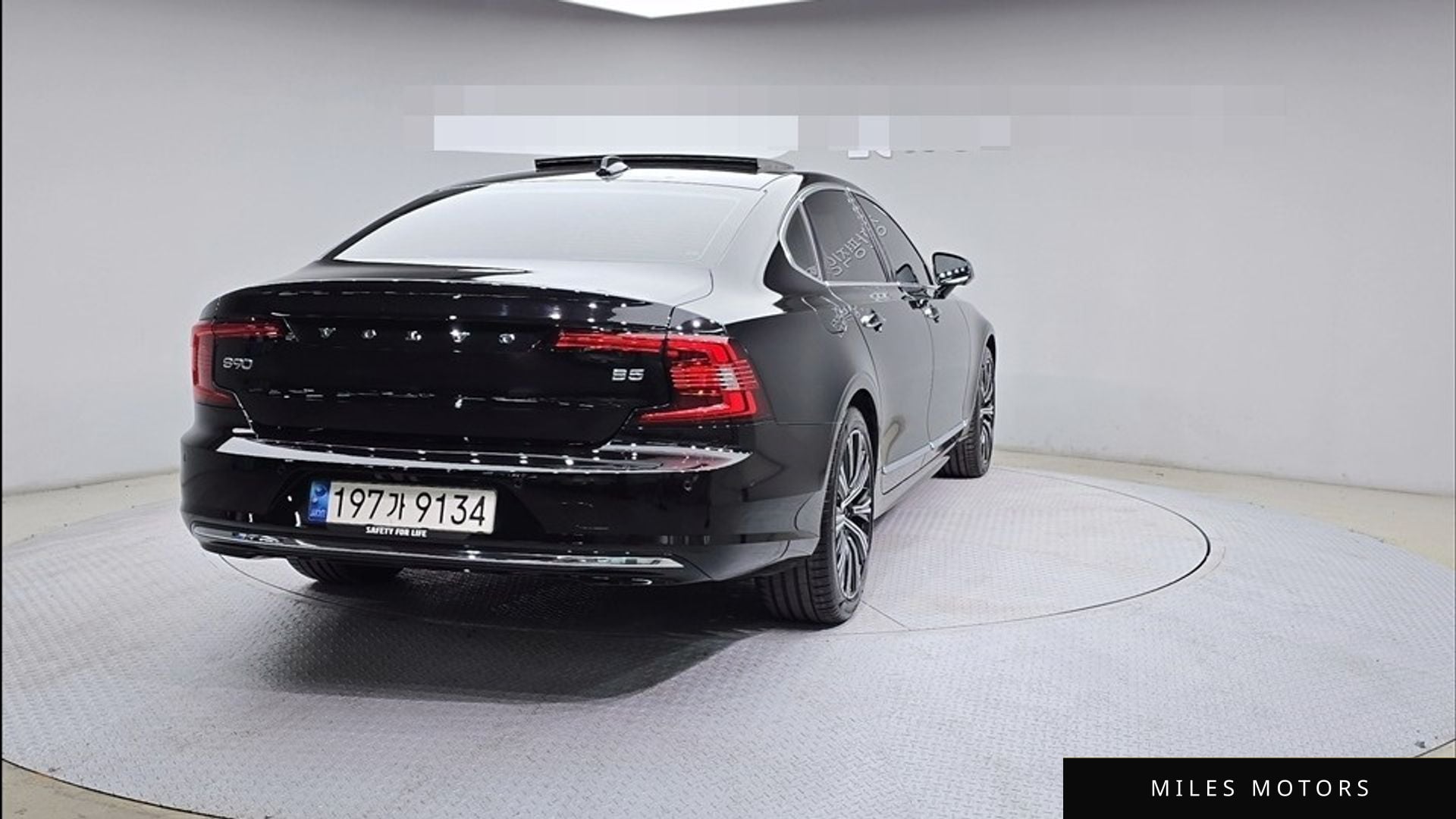 Volvo S90 2023 — миниатюра 2